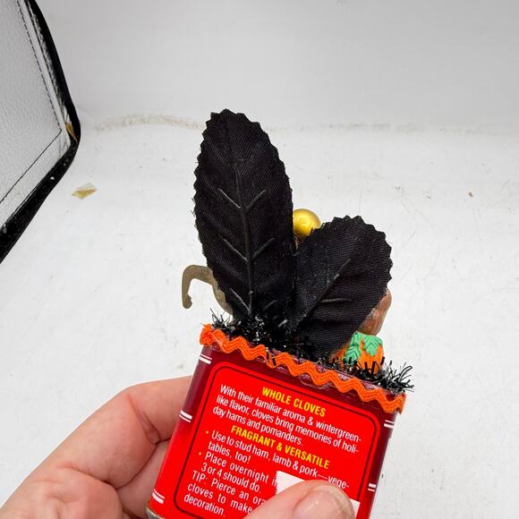 Halloween Decorative Sculpture Assemblage Salvage Art - Clove Owl - Picture 5 of 5